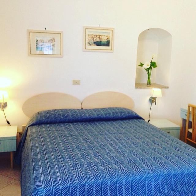 Hotel Isolabella Ventotene Buitenkant foto