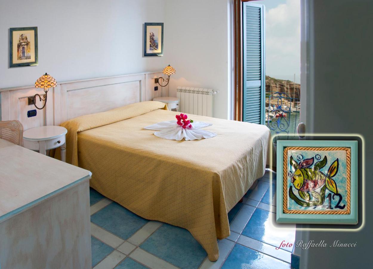 Hotel Isolabella Ventotene Buitenkant foto